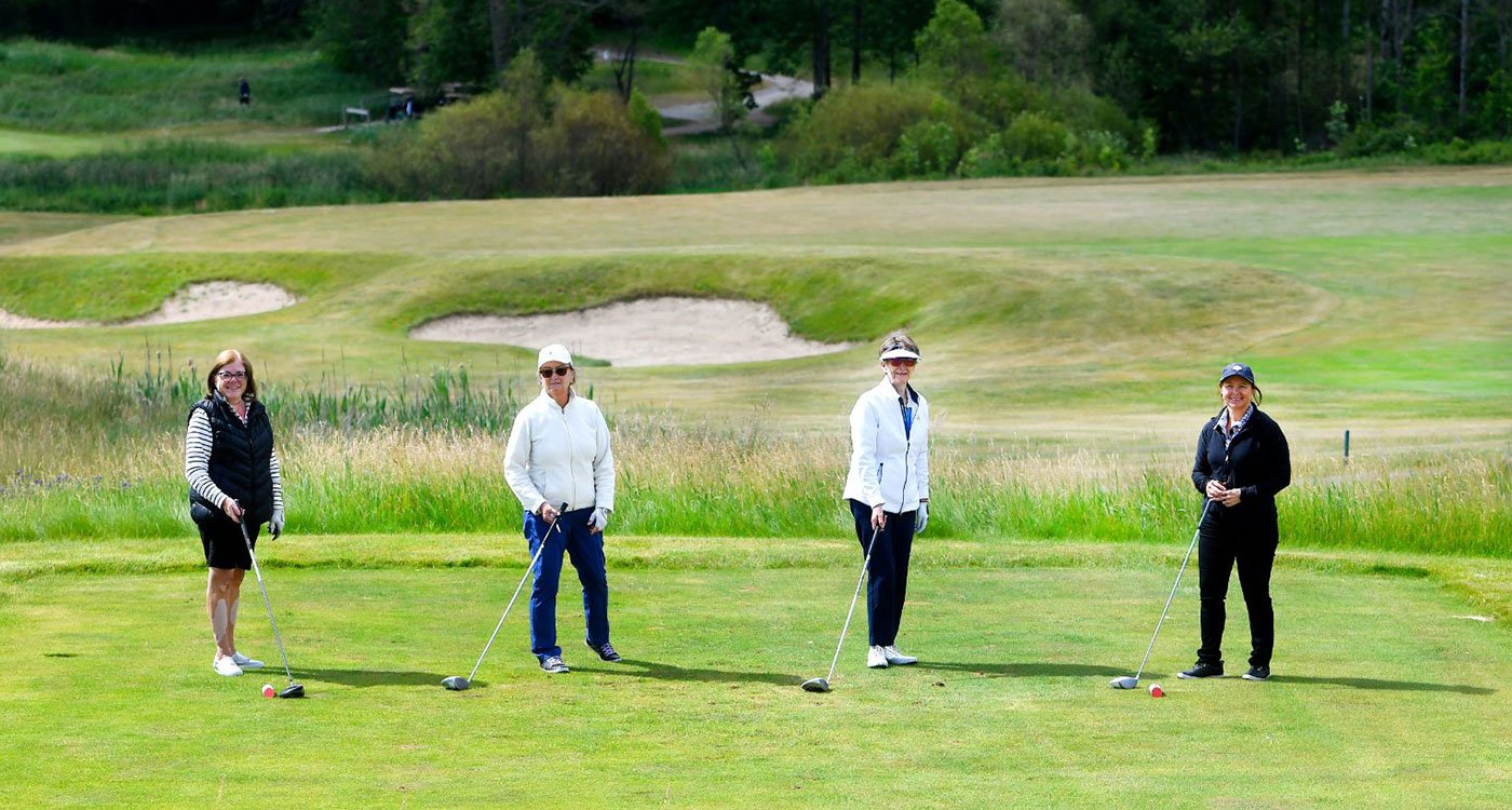 Golfers enjoyed a sunny day on the links at the 14th annual Osler Open: Brampton Invitational. Pictured L-R: Sue McDermott; Barb Hume-Wright, Barbara Hickson; Gia DeJulio, Osler Foundation Board member.