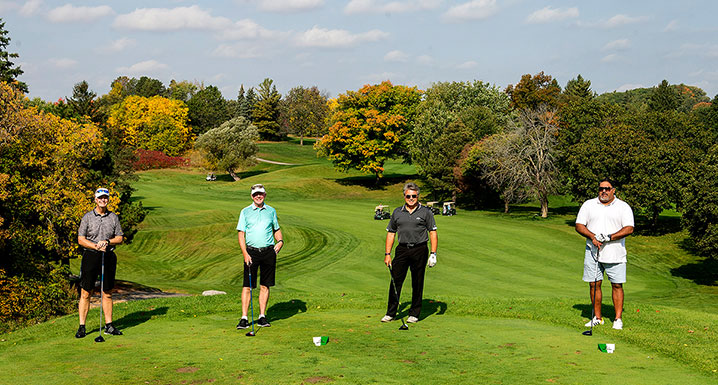 (l-r) Bob Peacock, Chair, Osler Foundation Board of Directors (Almag Aluminum); Sandy Nixon (Loopstra Nixon LLP); Nick Teti; Manny Mann (Seacliff Capital and Private Equity)