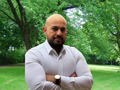 Faisal-Khan.jpg